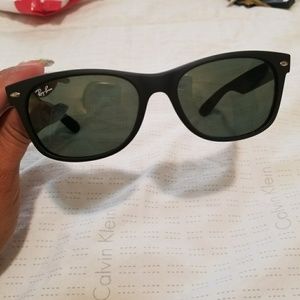 men's ray bans. authentic